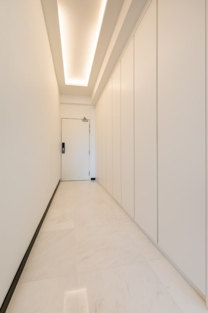 27 robin road condo hallway design