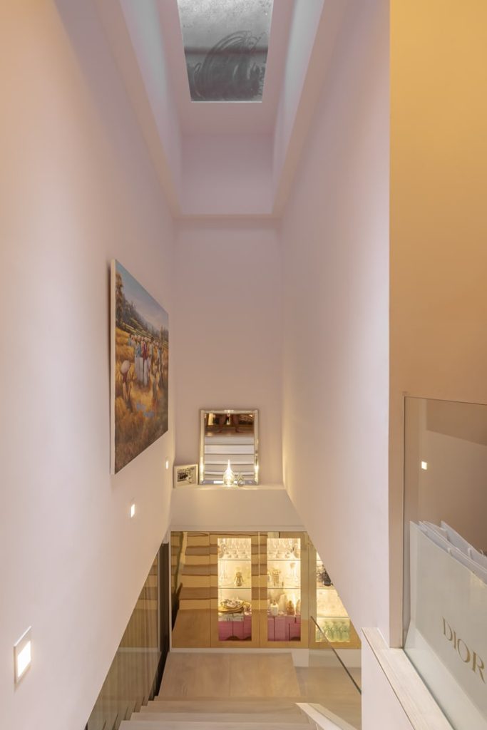 Renozone 6 Daisy Avenue interior design stairway