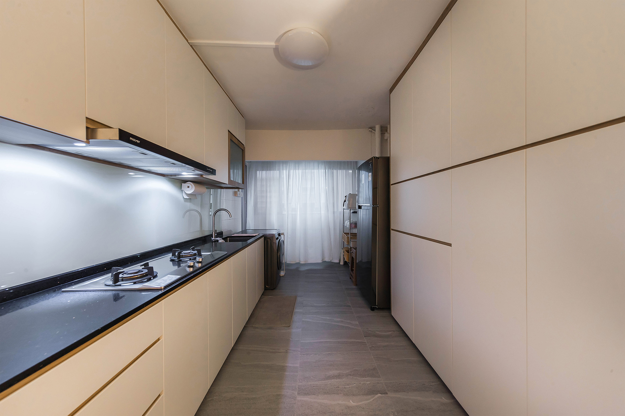 Blk 621 Ang Mo Kio Ave 9 kitchen, 4-Room HDB Resale