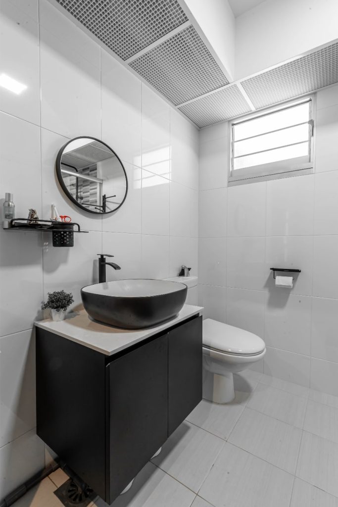 405b northshore toilet1, 4-Room HDB BTO