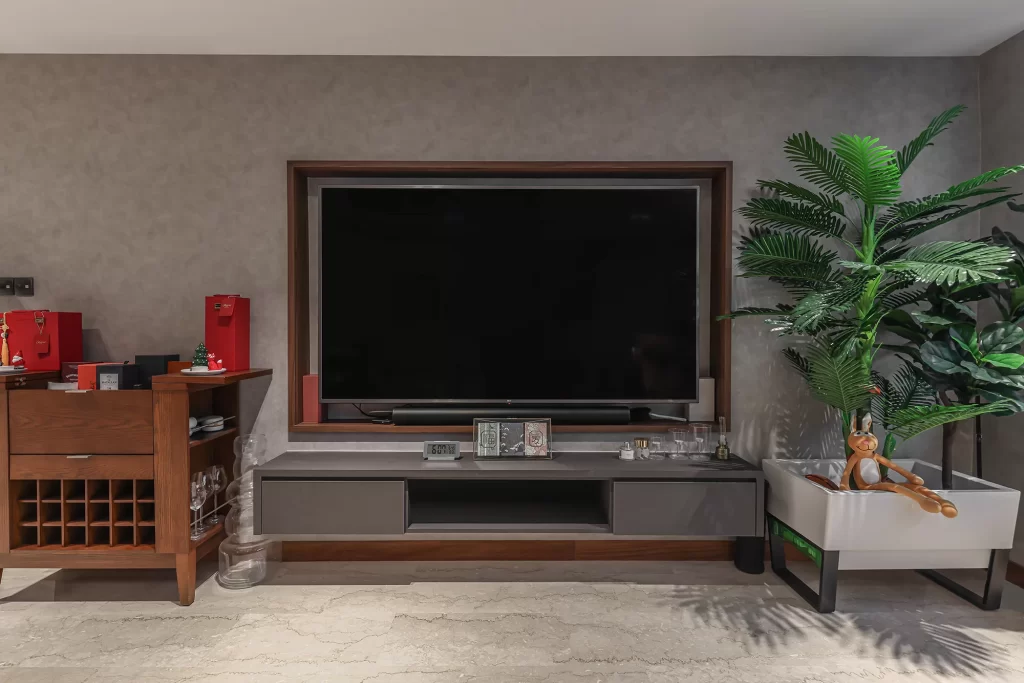 8 Jalan Rumah Tinggi tv console, 5-Room HDB Resale