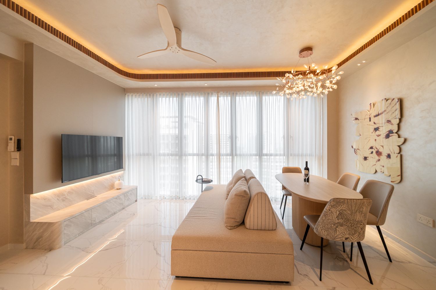 114C Arthur Road Living Room